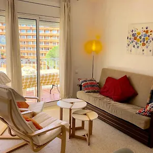 https://apartamentos-aquarium-150-metros-playa.topcostabravahotels.com